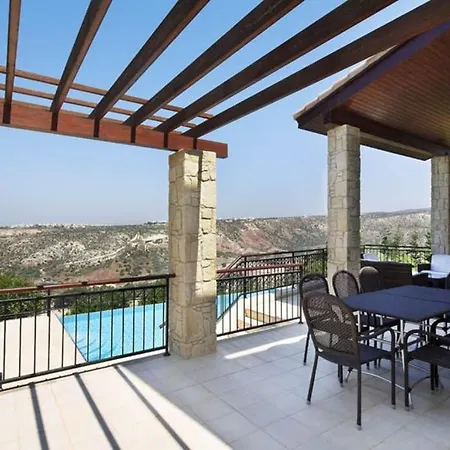 别墅 Your Family Will Love This Cyprus With Stunning Sunset Views, Paphos 1180 *
