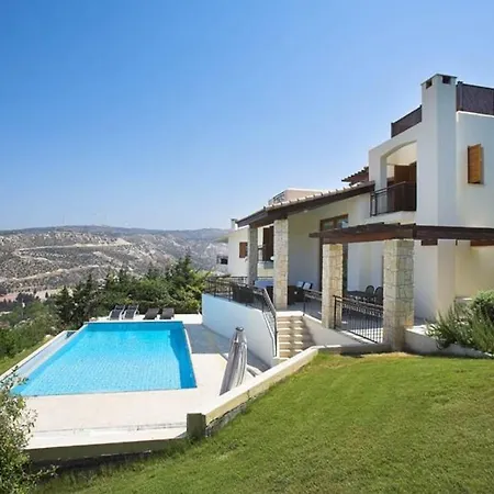 Your Family Will Love This Cyprus With Stunning Sunset Views, Paphos 1180 别墅 *