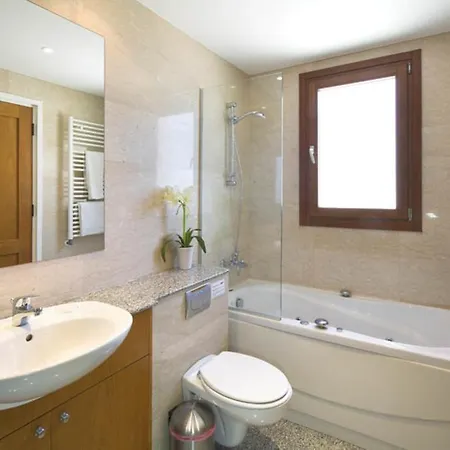 Your Family Will Love This Cyprus With Stunning Sunset Views, Paphos 1180 别墅 库克里亚