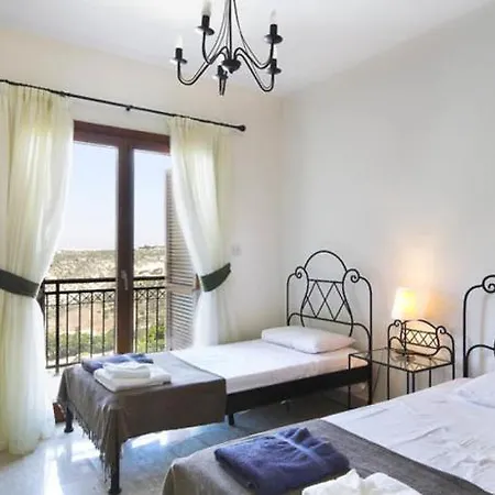 Villa Your Family Will Love This Cyprus With Stunning Sunset Views, Paphos 1180